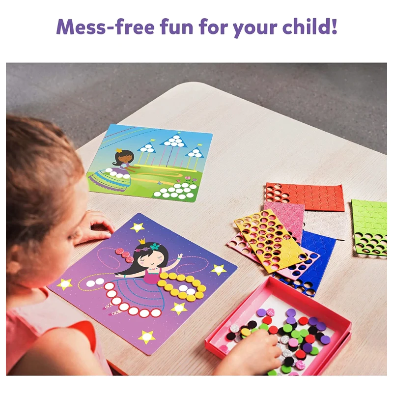 DOT IT! WITH MAGNETS UNICORNS AND PRINCESSES