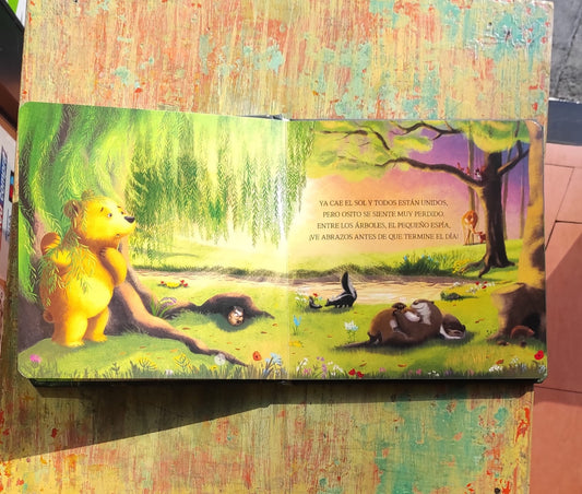 UN GRAN ABRAZO PARA EL PEQUEÑO OSITO