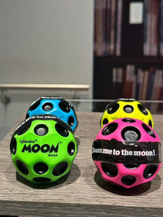 MOON BALL BULK IN PDQ ASSORTED COLORS